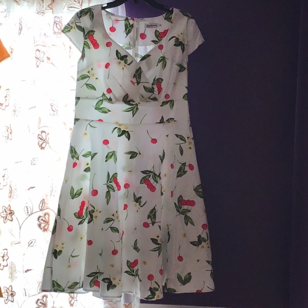 1950’s cap sleeved print cocktail dress